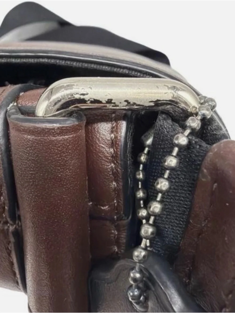 COACH BROWN LEATHER MESSENGER WITH BLACK STRAP F72229